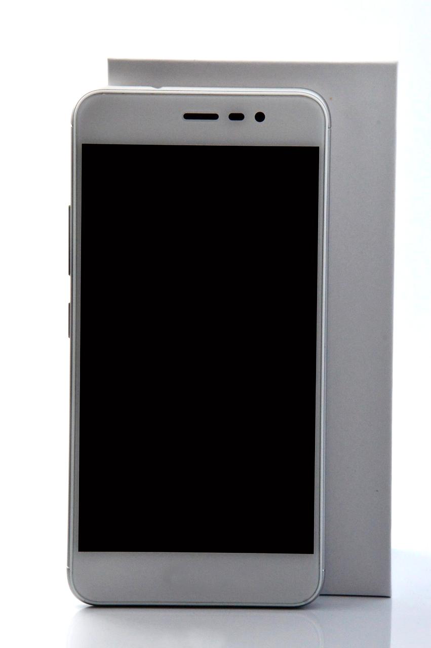 Modern communication dashboard interface showing real-time messaging and collaboration tools